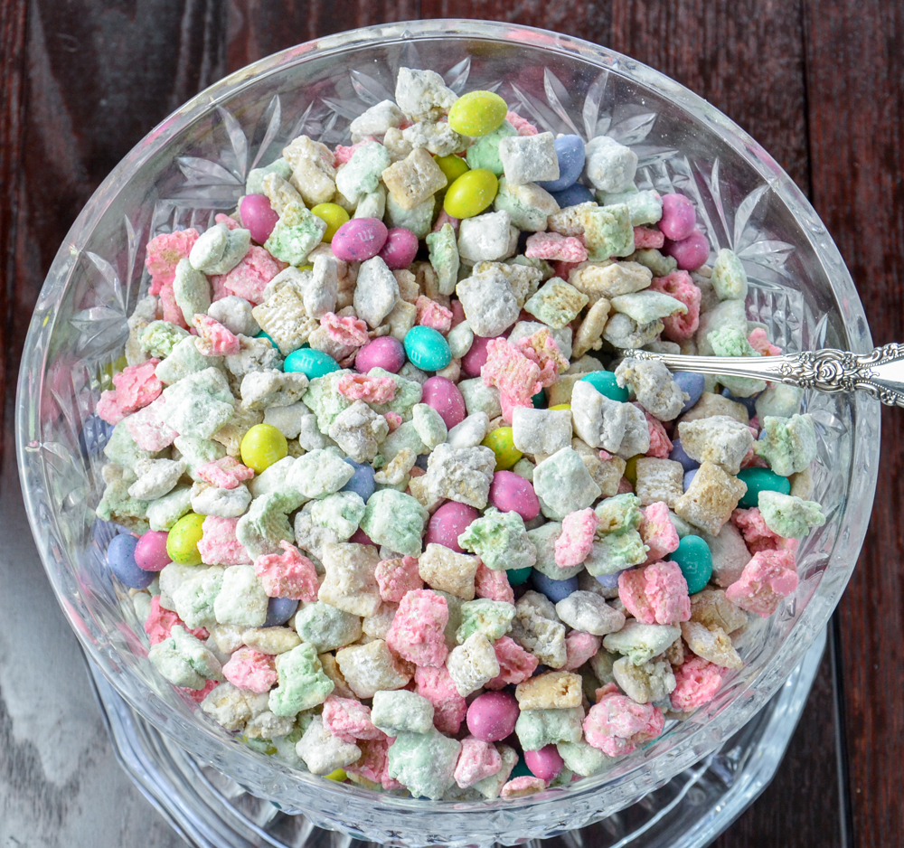 Easter Muddy Buddies (aka: Puppy Chow). Classic peanut butter and chocolate treat with a little twist for Easter. Easy, delicious.
