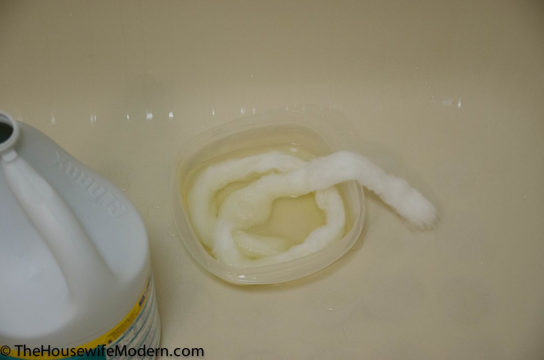 How to Remove Impossible Bathtub Stains and Mold...without Scrubbing