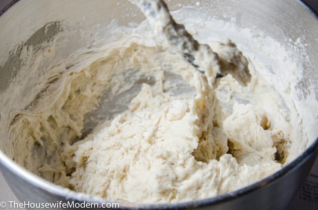 Perfect Traditional Homemade White Bread (and it works for sandwiches). Save money by making your own bread...and it tastes better! Step-by-step pictures and descriptions.