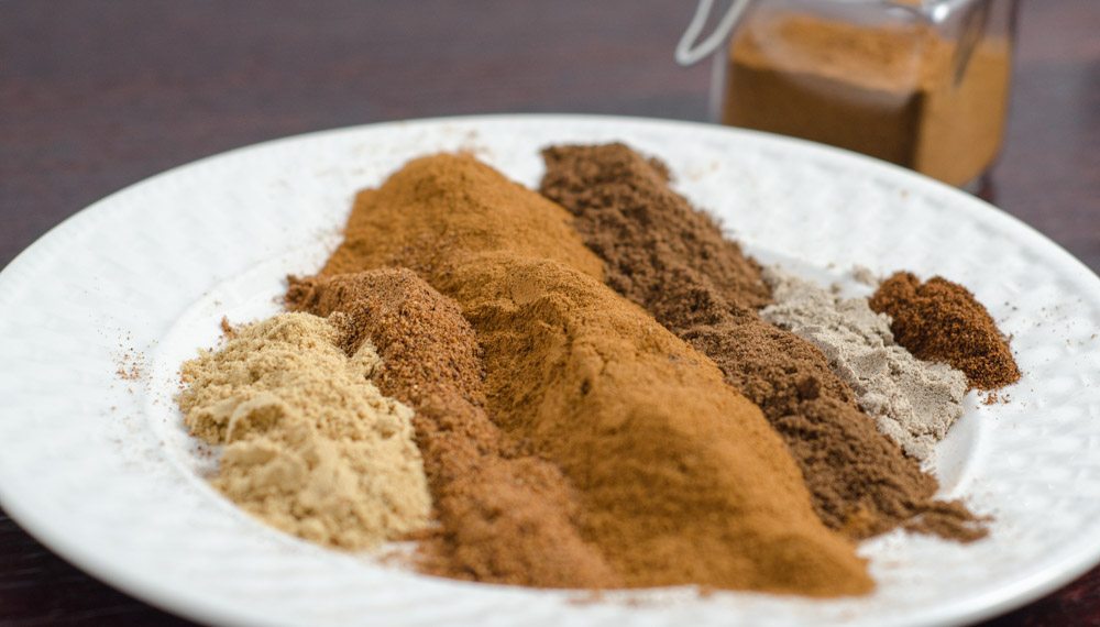 LR_Apple Pie Spice_new2 Homemade Apple Pie Spice. Tastes better than store-bought, cheap and easy. Plus ideas where to use apple pie spice (besides in apple pie, obviously).