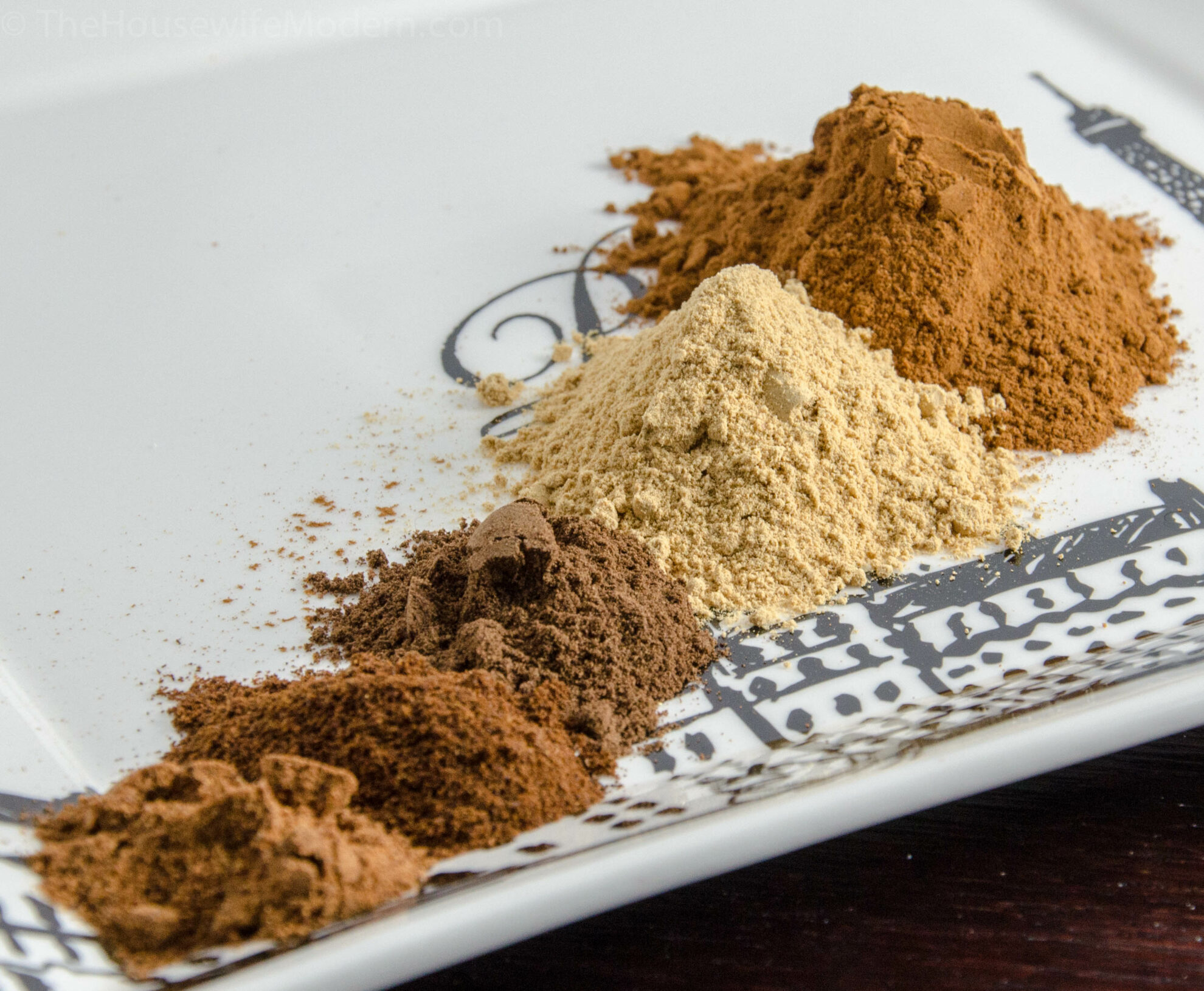 Homemade Pumpkin Pie Spice recipe. Tastes better than store-bought; cheaper and easy. You’ll never buy store stuff again! And ways to use it.