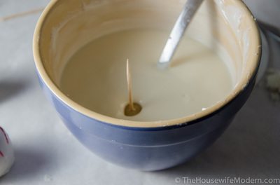 Dip into melted chocolate, one smooth dunk.