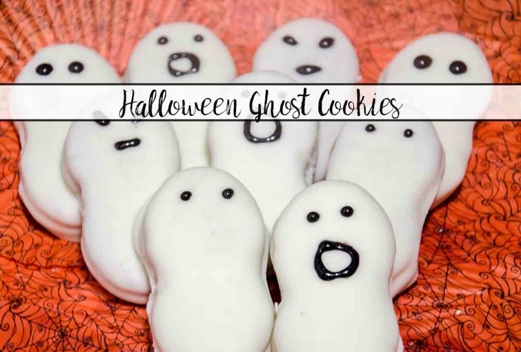 Halloween Ghost Cookies. Cute and very easy to make. Nutter Butters and white chocolate, 4 simple steps.