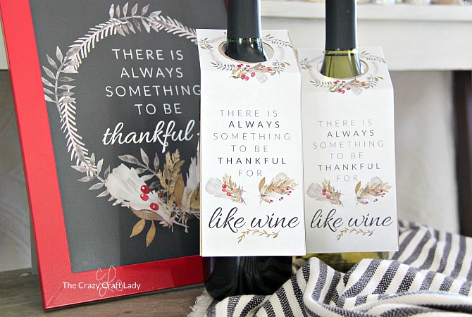 Thanksgiving Wine Tag Printable. Part of Free Thanksgiving Printables Round-Up. Over 50 free Thanksgiving printables including decor, planners, labels, food decoration, and more! #thanksgiving #free #printable #freeprintable #thanksgivingprintable